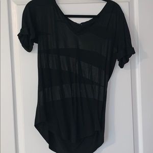 Lululemon T-shirt